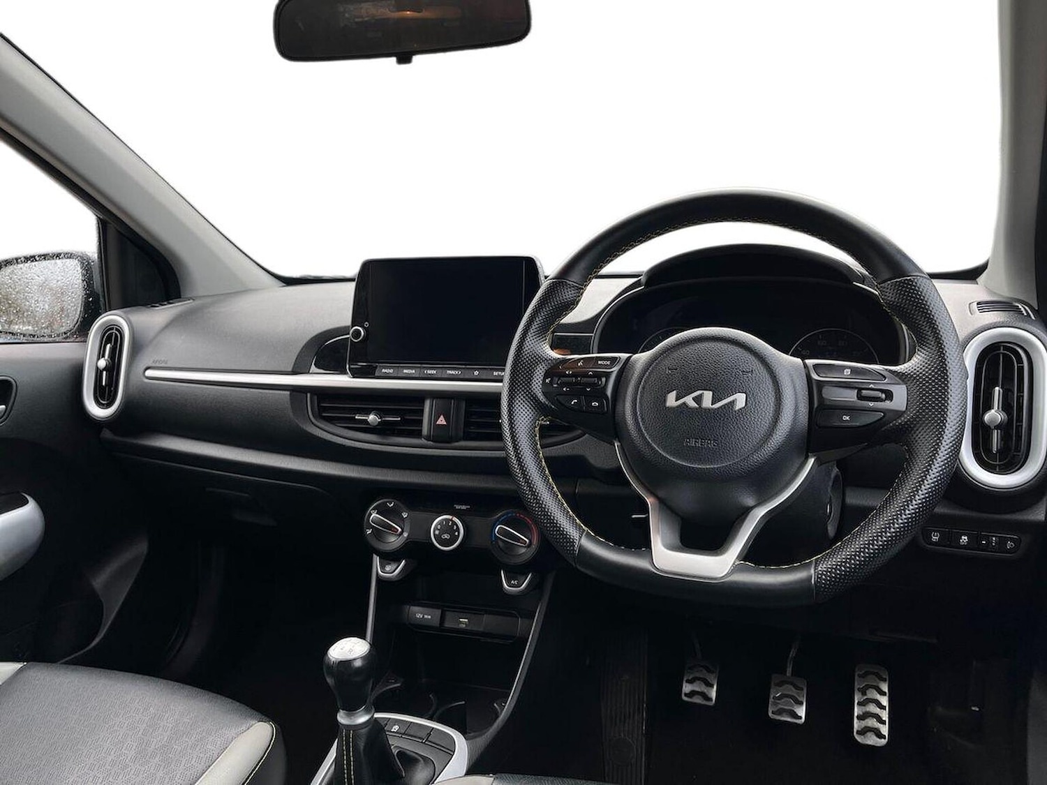 Used Kia Picanto 2022 for sale - 76947035: Photo 15