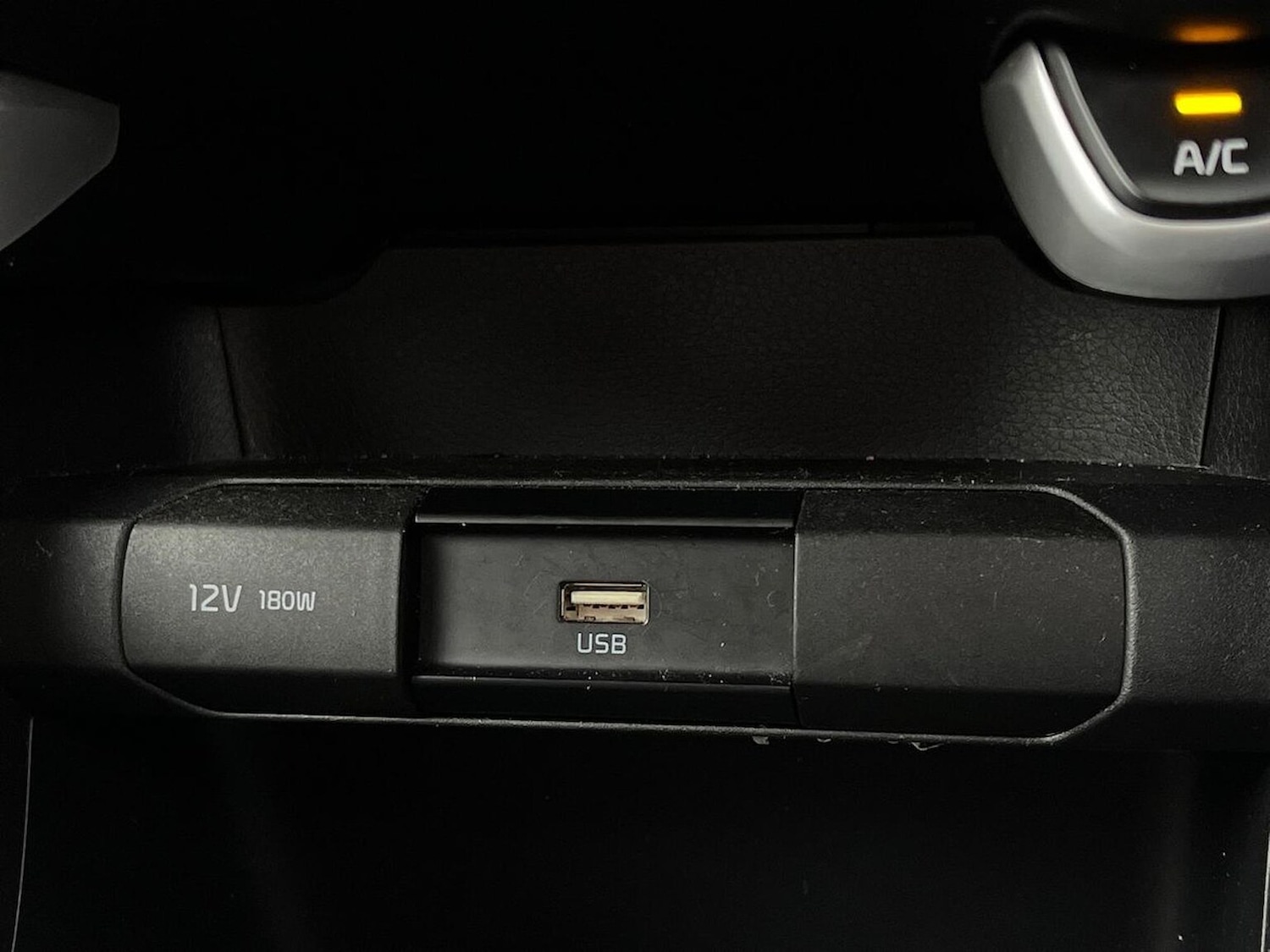 Used Kia Picanto 2022 for sale - 76947035: Photo 47