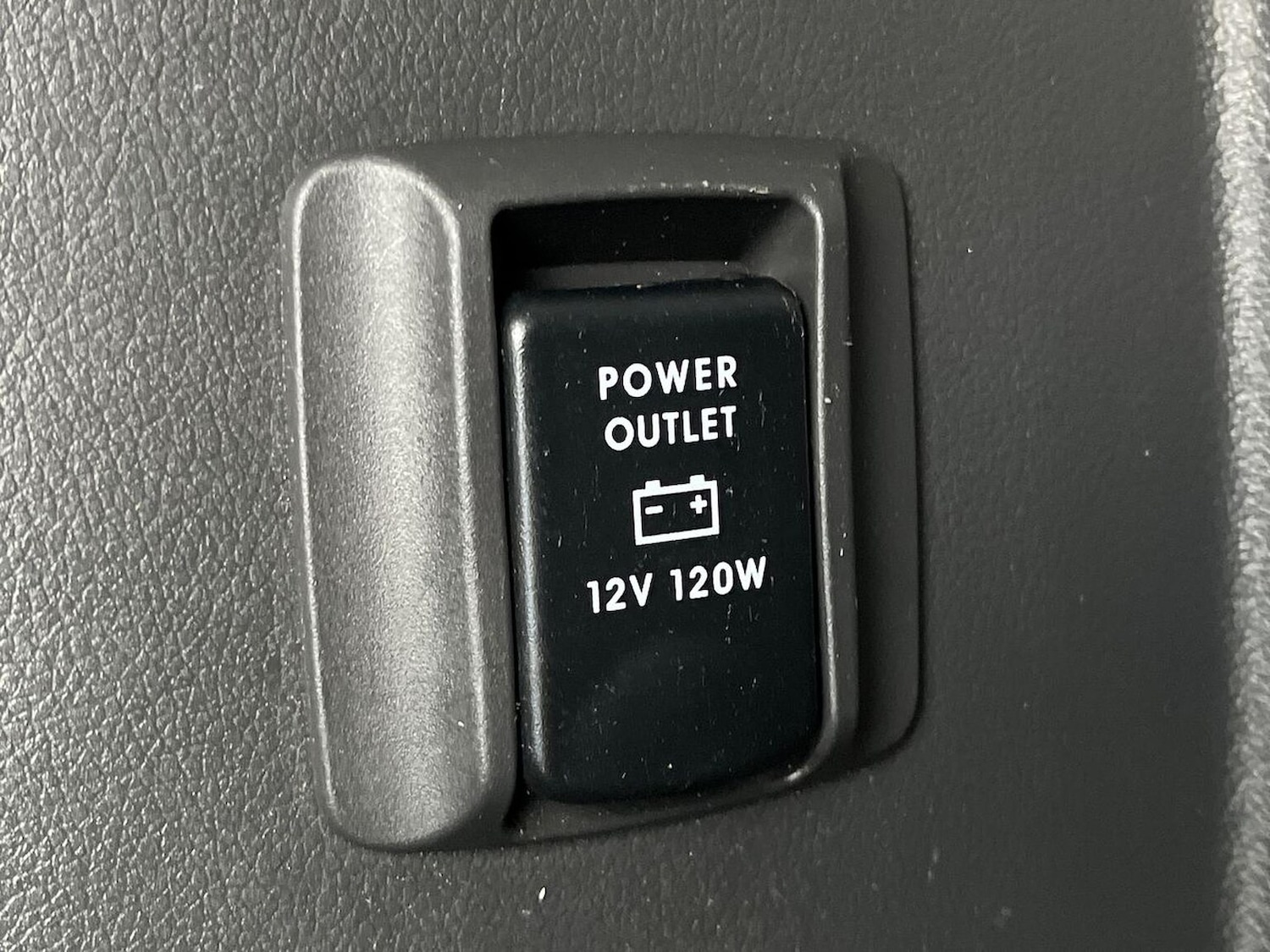 Used Mitsubishi Outlander 2018 for sale - 76164919: Photo 43