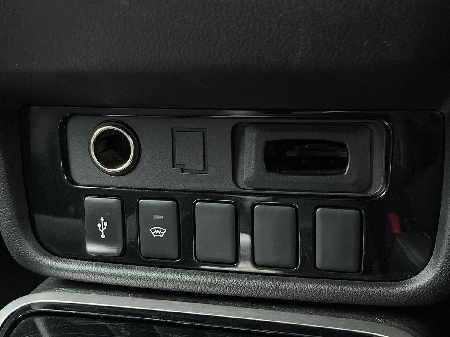 Used Mitsubishi Outlander 2018 for sale - 76164919: Photo 44