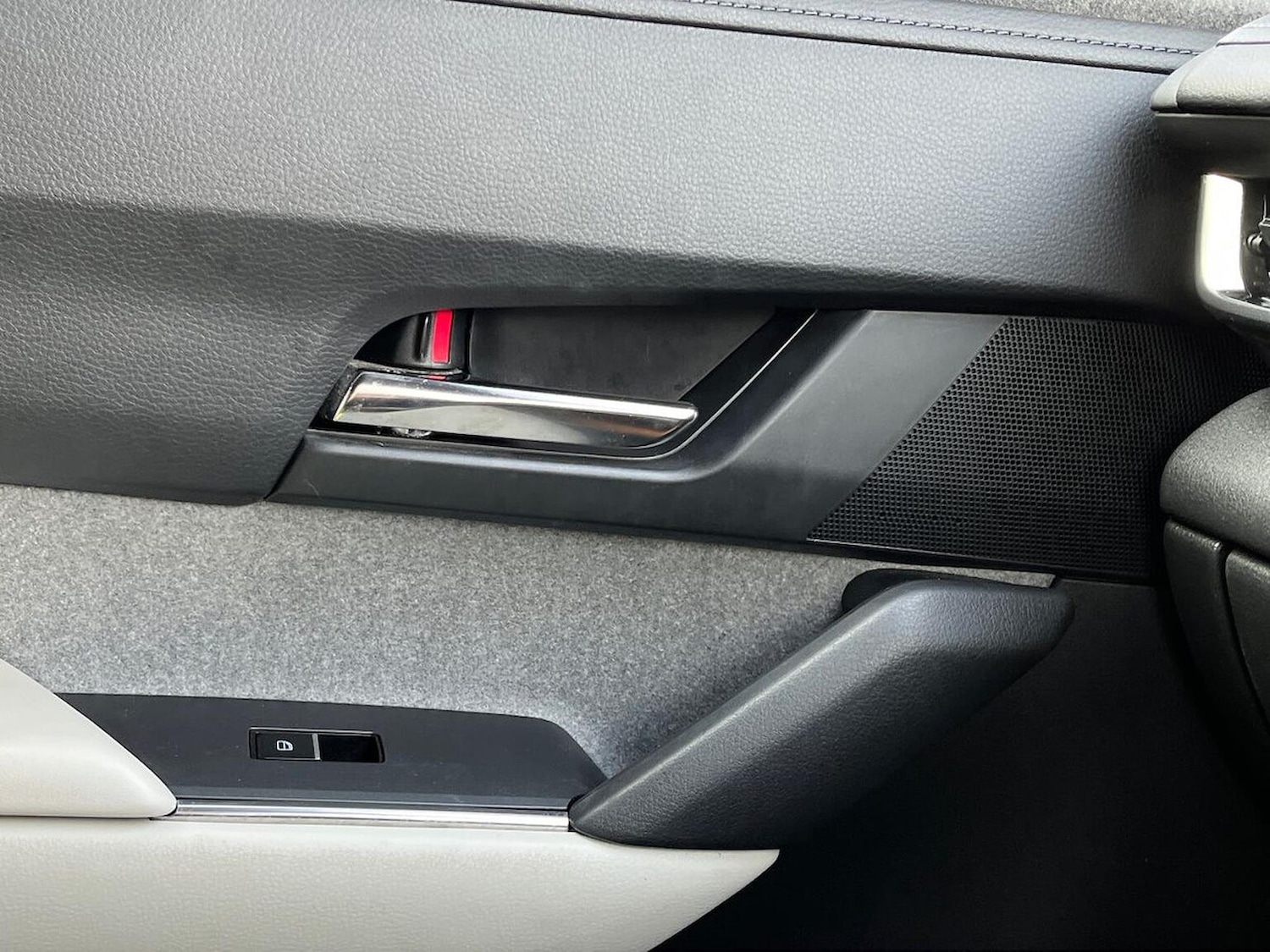 Used Mazda MX-30 2022 for sale - 76455268: Photo 30