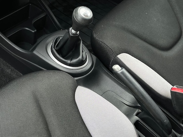 Used Honda Jazz 2014 for sale - 76144199: Photo 13