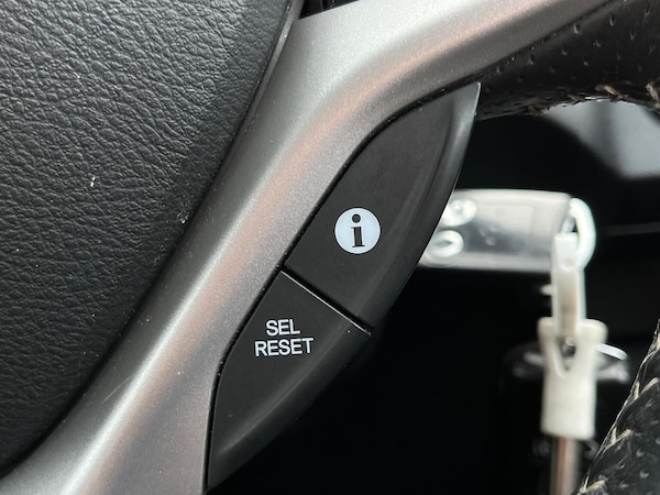 Used Honda Jazz 2014 for sale - 76144199: Photo 30