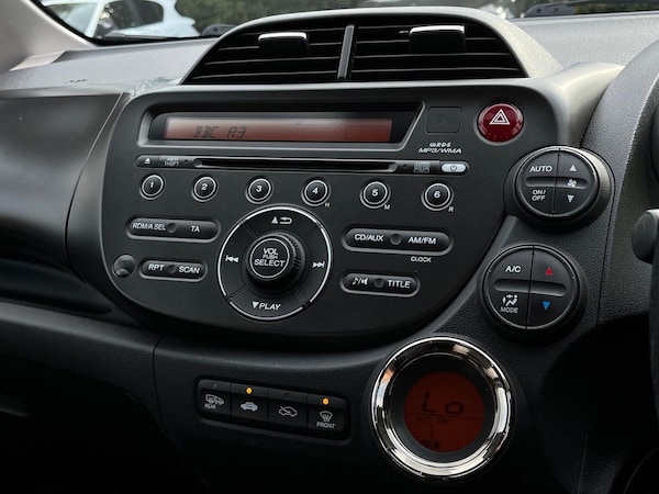 Used Honda Jazz 2014 for sale - 76144199: Photo 47