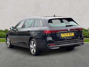 Used Volkswagen Passat 2024 for sale - 78196439: Photo