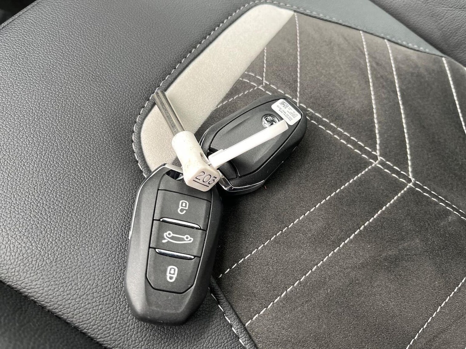 Used Vauxhall Corsa 2022 for sale - 76637719: Photo 6