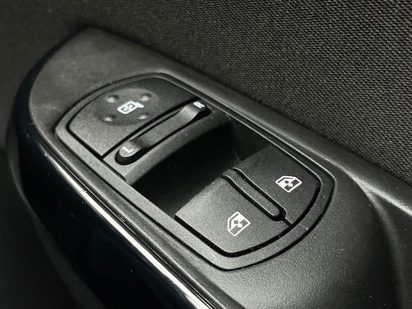 Used Vauxhall Corsa 2019 for sale - 76077783: Photo 21