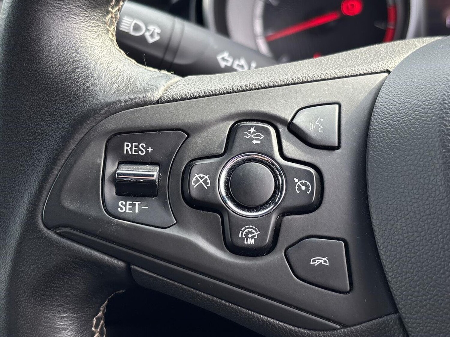 Used Vauxhall Astra 2017 for sale - 78196381: Photo 28