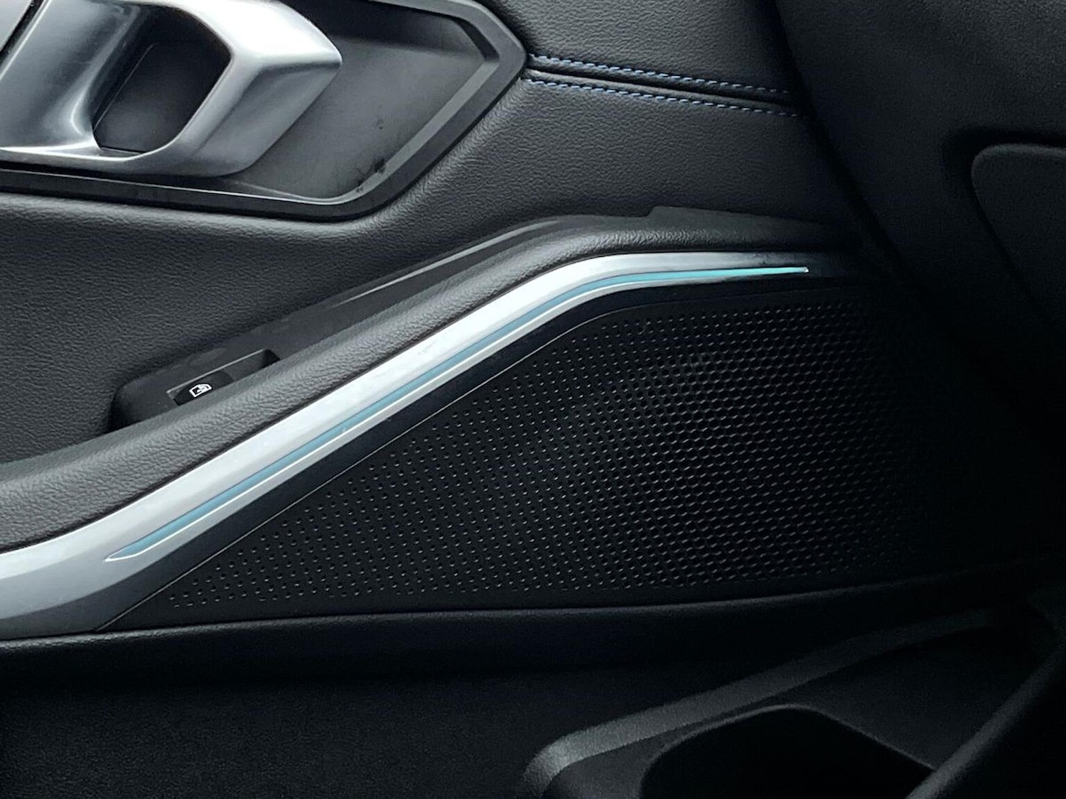 Used BMW 3 Series 2023 for sale - 77501750: Photo 31