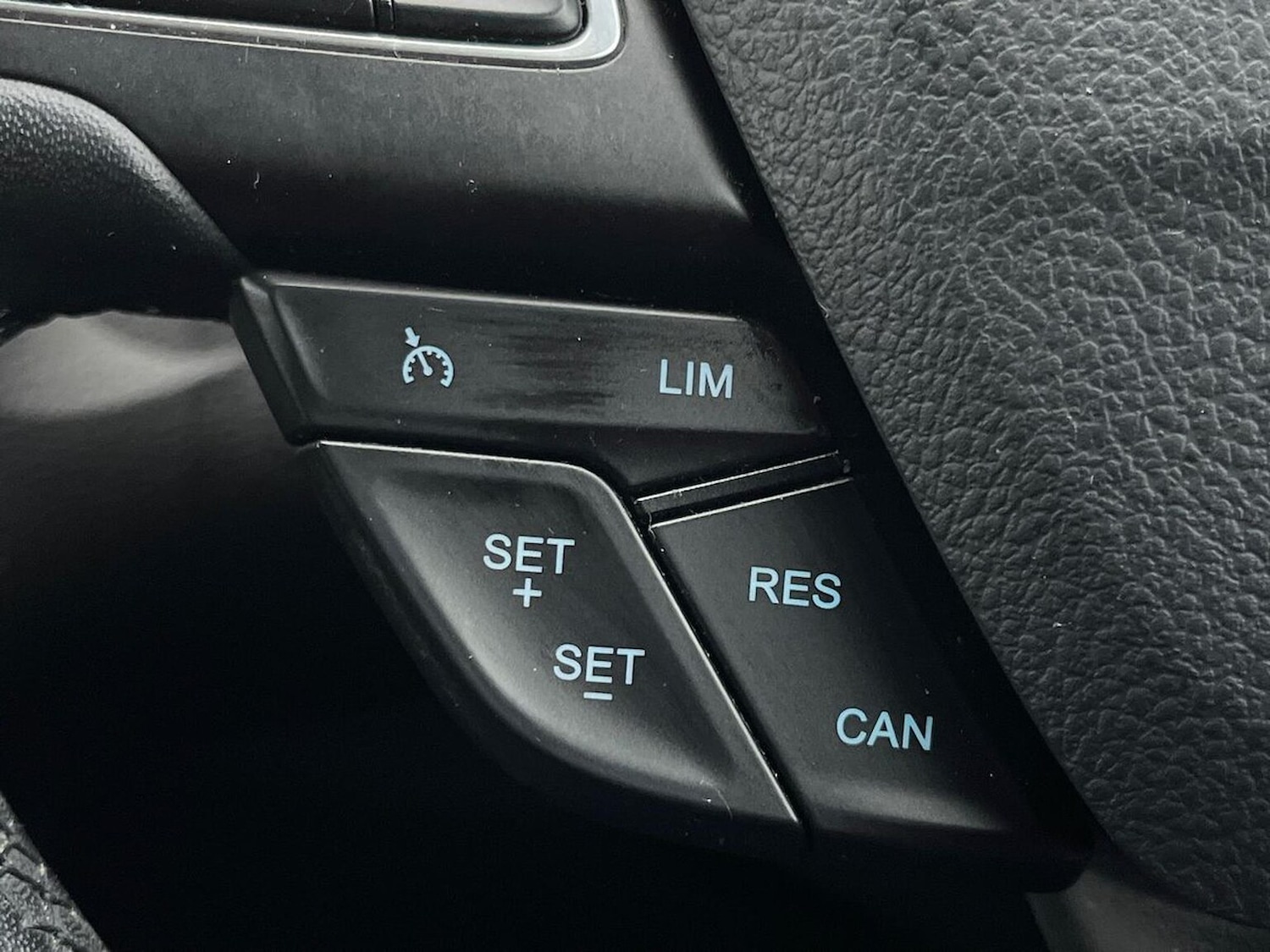 Used Ford Focus 2017 for sale - 76924620: Photo 30