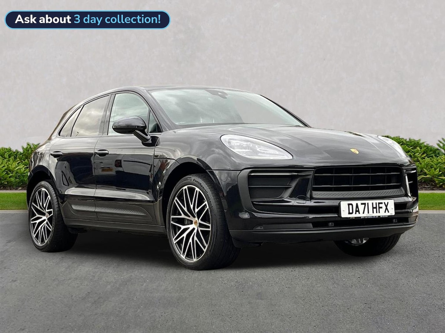 Used Porsche Macan 2021 for sale - 76358016: Photo 1