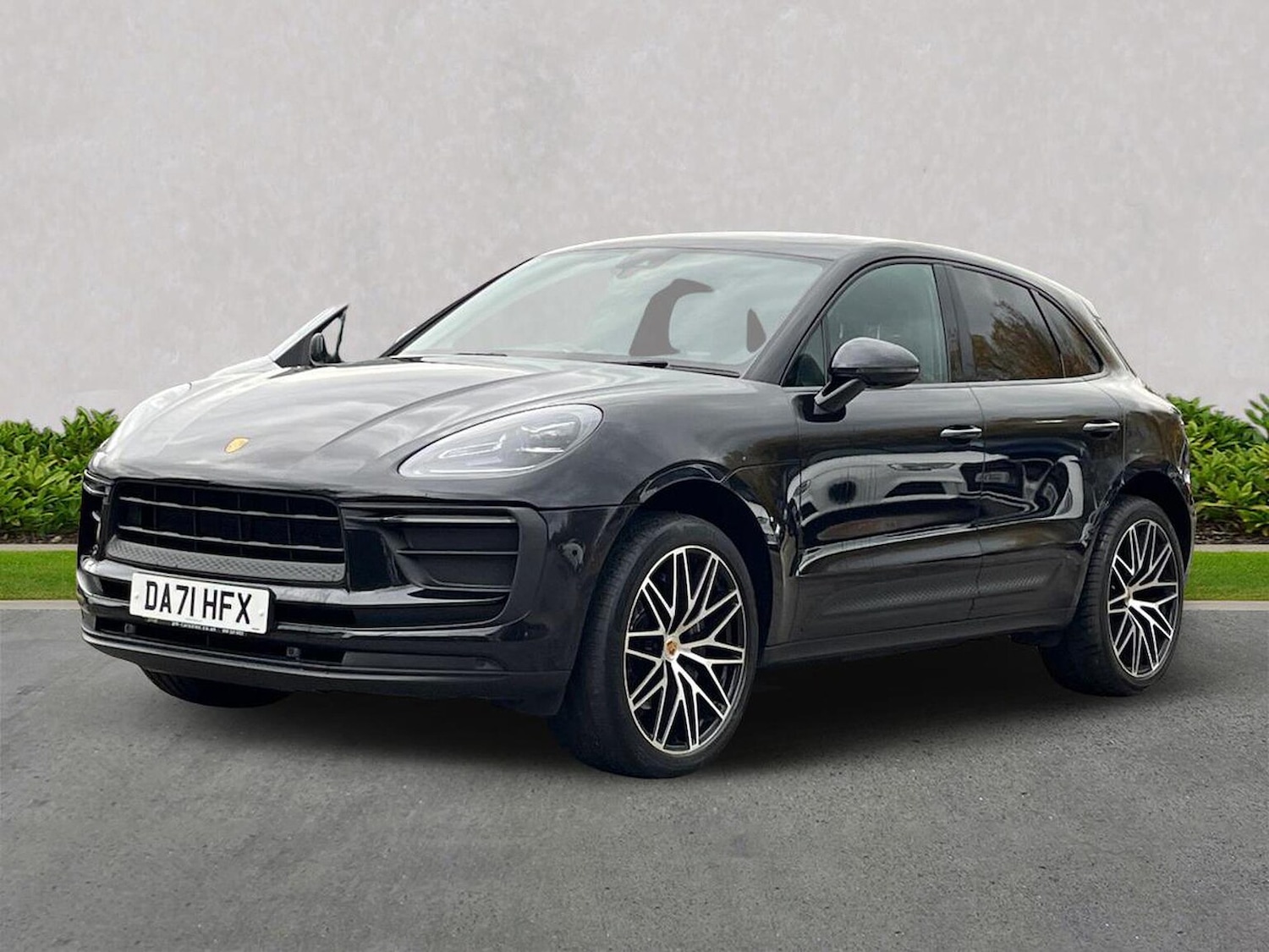Used Porsche Macan 2021 for sale - 76358016: Photo 20