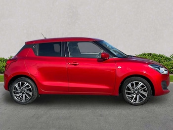 Used Suzuki Swift 2021 for sale - 78614678: Photo