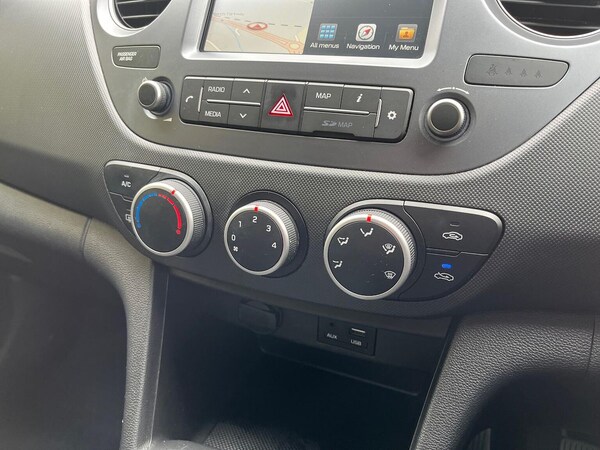 Used Hyundai i10 2019 for sale - 76293086: Photo 12