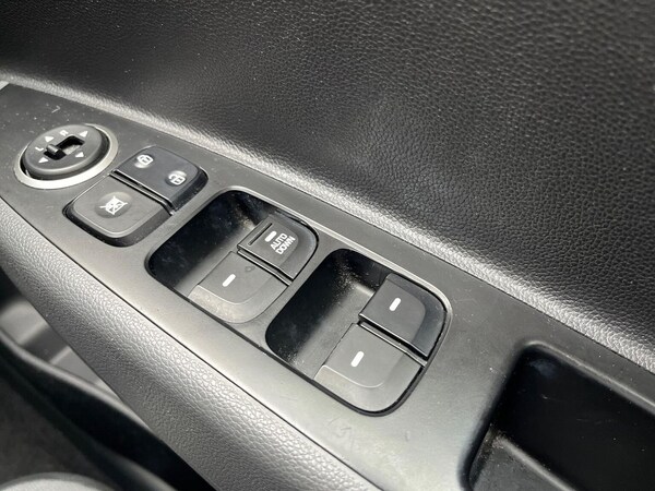 Used Hyundai i10 2019 for sale - 76293086: Photo 21