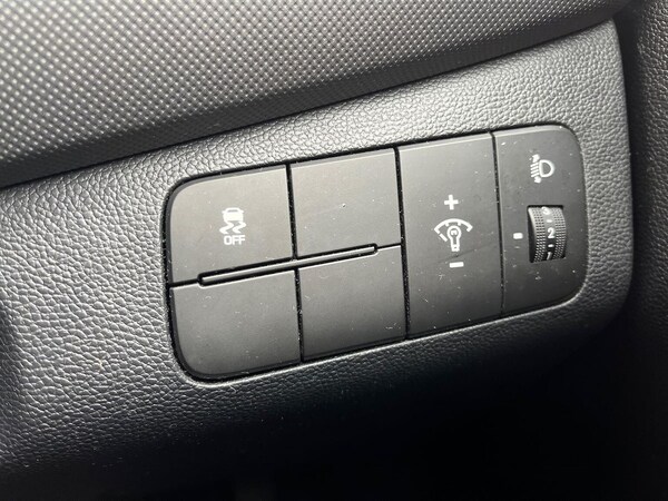 Used Hyundai i10 2019 for sale - 76293086: Photo 22