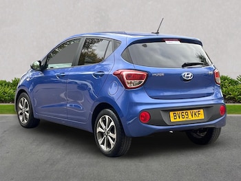 Used Hyundai i10 2019 for sale - 76293086: Photo 2