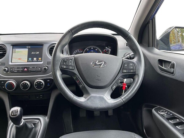 Used Hyundai i10 2019 for sale - 76293086: Photo 9