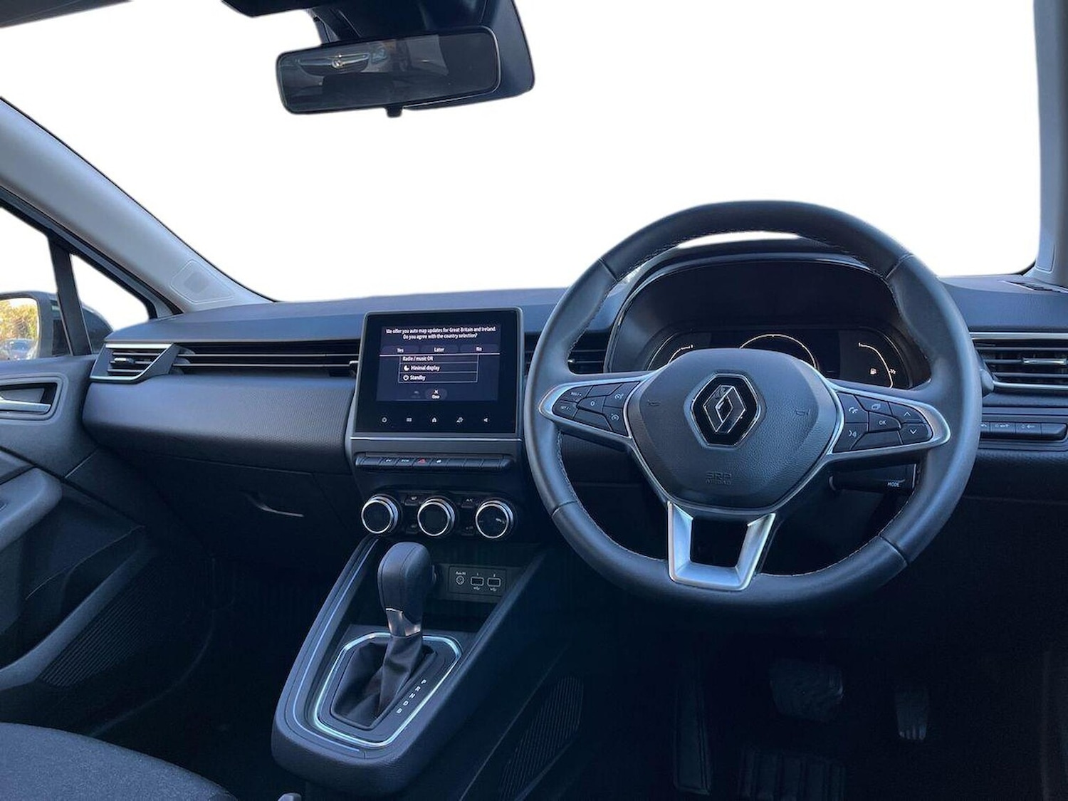 Used Renault Clio 2023 for sale - 76699478: Photo 15