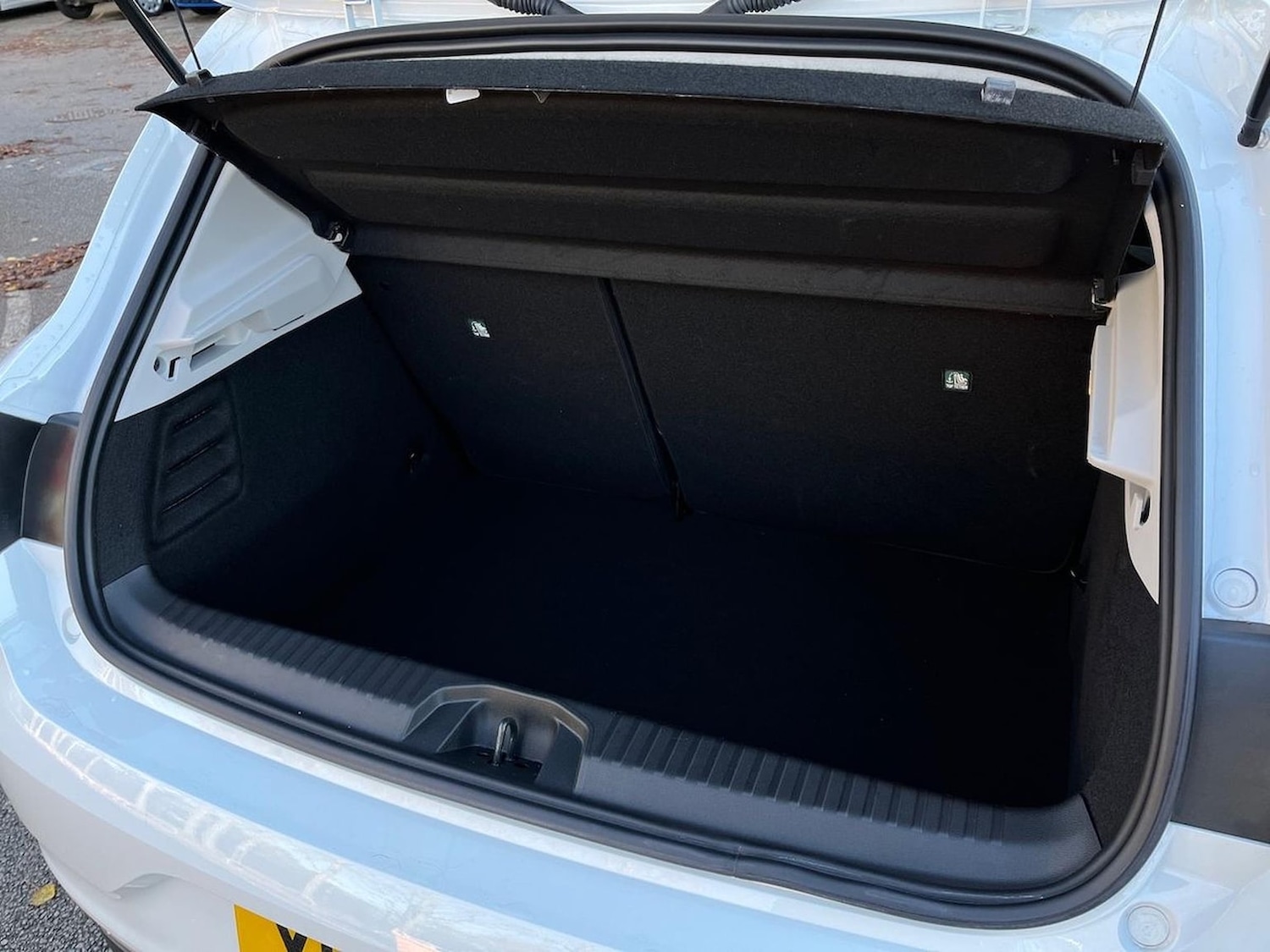 Used Renault Clio 2023 for sale - 76699478: Photo 17