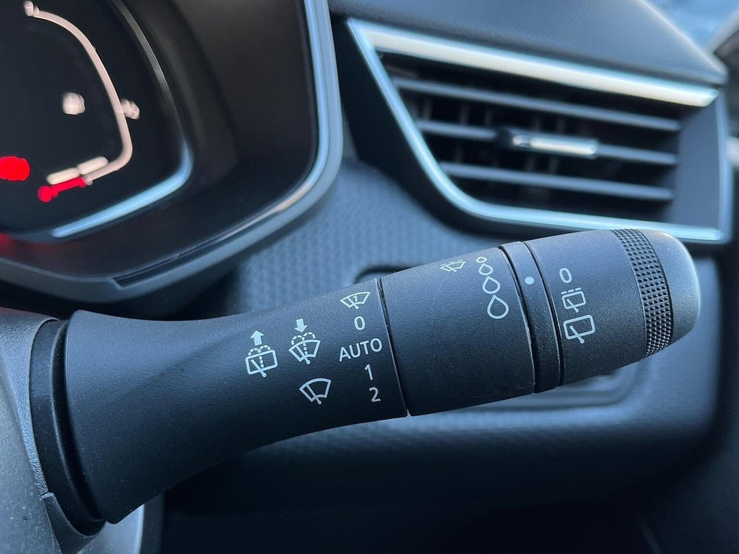 Used Renault Clio 2023 for sale - 76699478: Photo 29