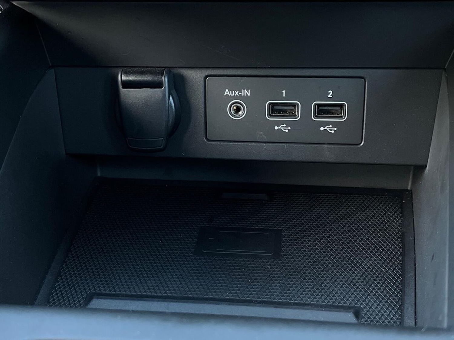 Used Renault Clio 2023 for sale - 76699478: Photo 44