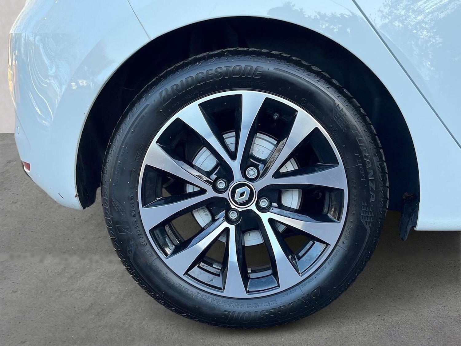 Used Renault Clio 2023 for sale - 76699478: Photo 6