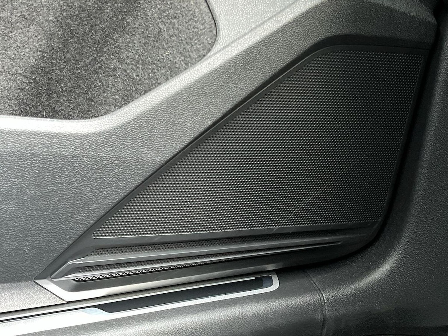 Used Volkswagen Tiguan 2021 for sale - 76430833: Photo 31