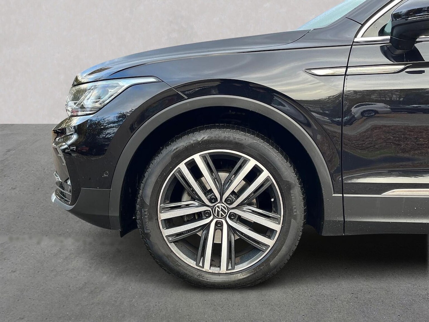 Used Volkswagen Tiguan 2021 for sale - 76430833: Photo 6