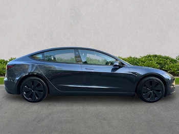 Used Tesla Model 3 2024 for sale - 75907861: Photo