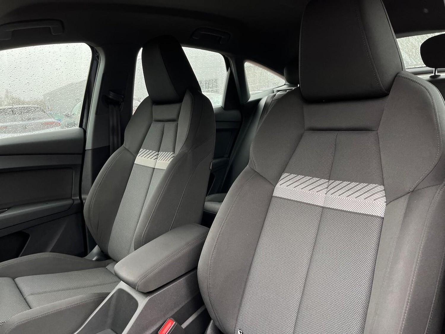 Used Audi Q4 e-tron 2022 for sale - 76947036: Photo 32