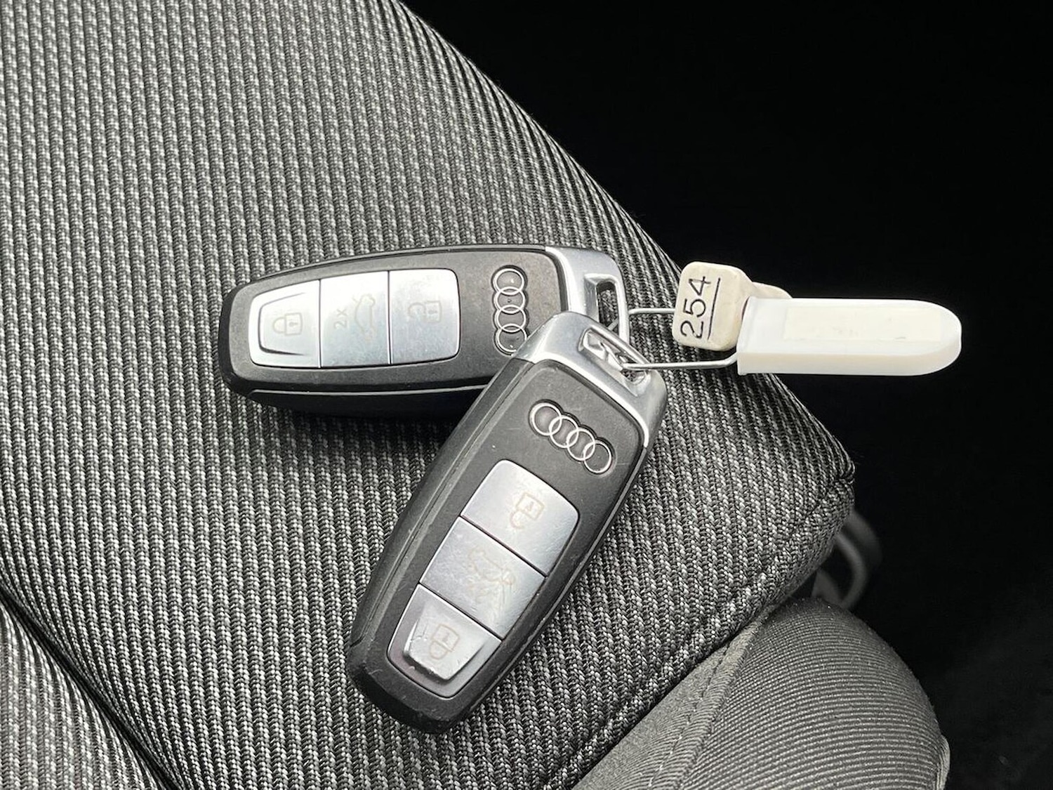 Used Audi Q4 e-tron 2022 for sale - 76947036: Photo 50