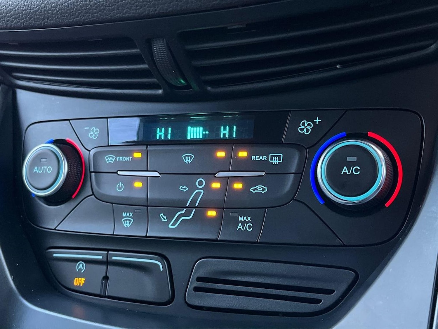 Used Ford Grand C-Max 2016 for sale - 77062278: Photo 13