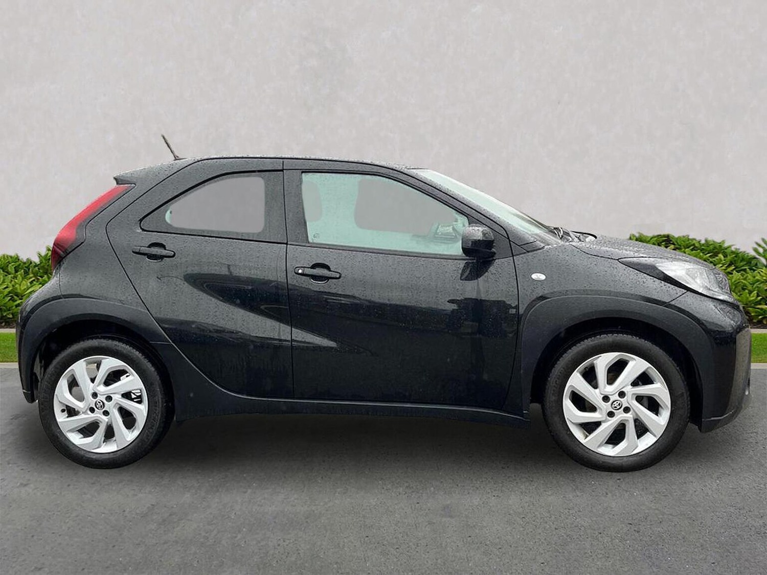Used Toyota Aygo X 2022 for sale - 77676307: Photo 3