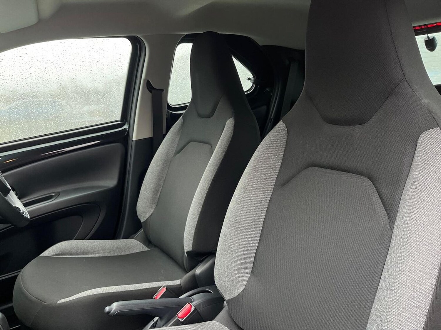 Used Toyota Aygo X 2022 for sale - 77676307: Photo 32