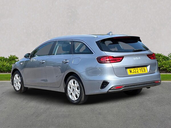 Used Kia Ceed 2022 for sale - 75561757: Photo 2