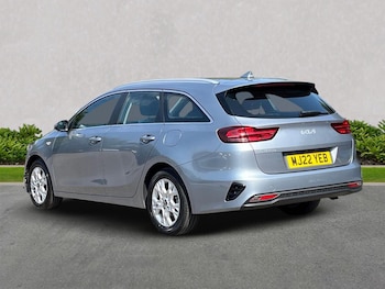 Used Kia Ceed 2022 for sale - 75561757: Photo