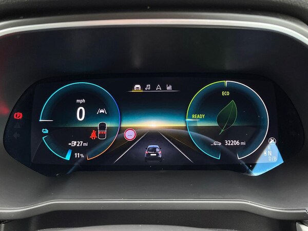Used Renault Zoe 2021 for sale - 76107149: Photo 10