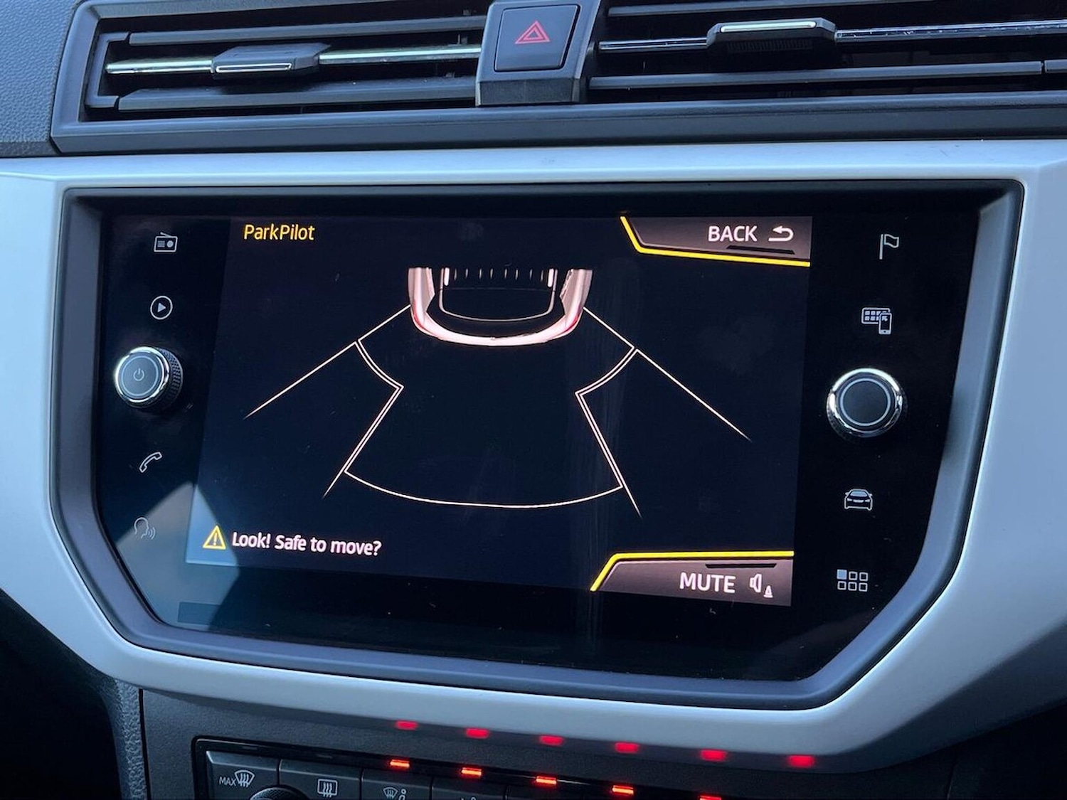 Used SEAT Arona 2018 for sale - 77023403: Photo 24