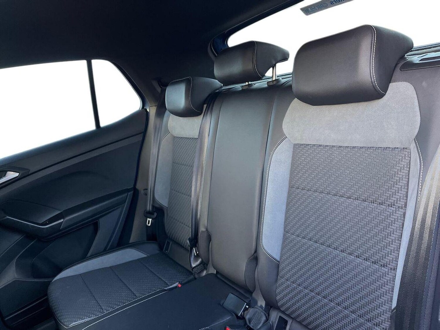 Used Volkswagen T-Cross 2022 for sale - 77488536: Photo 16