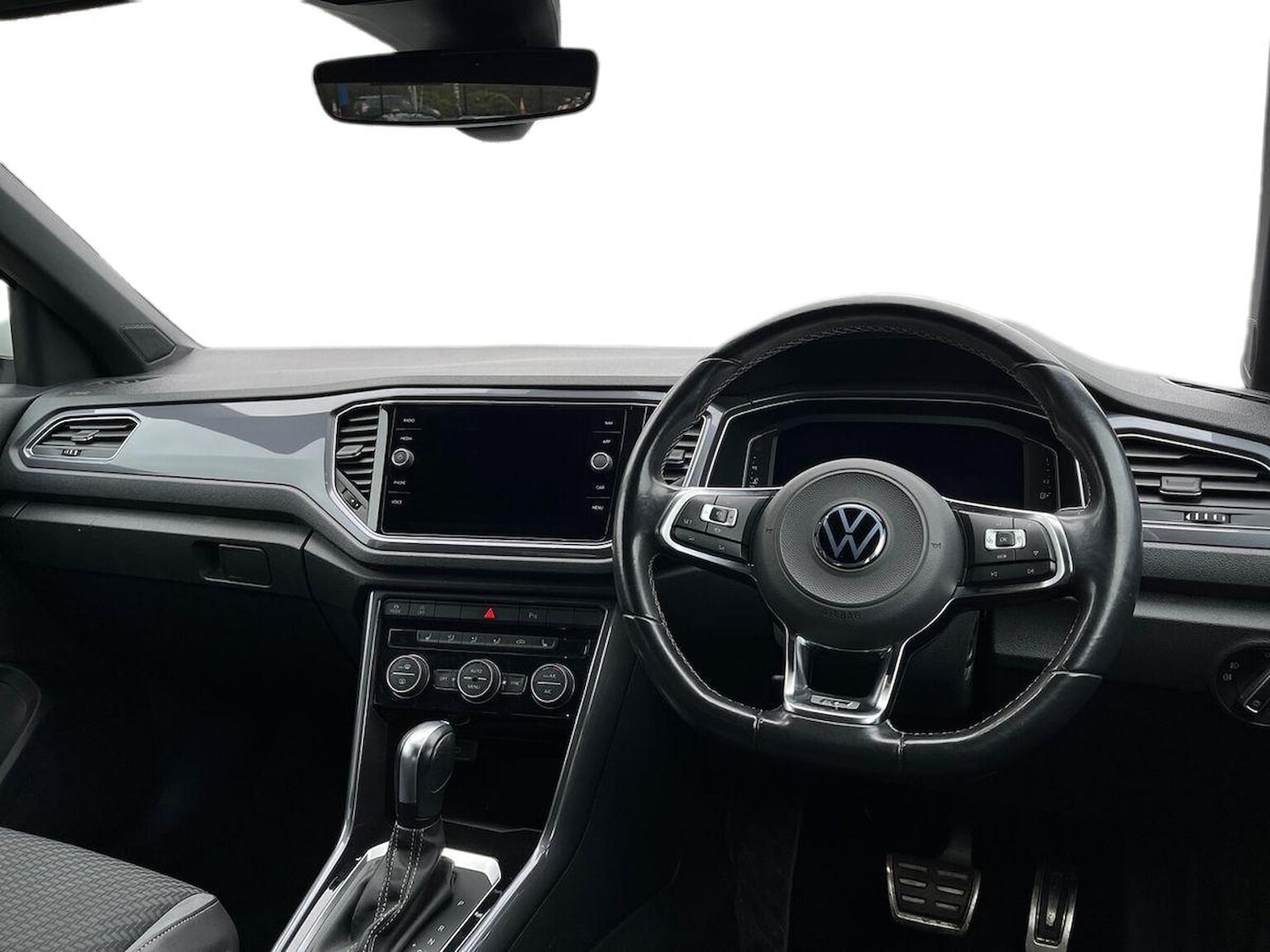 Used Volkswagen T-Roc 2021 for sale - 77676321: Photo 15