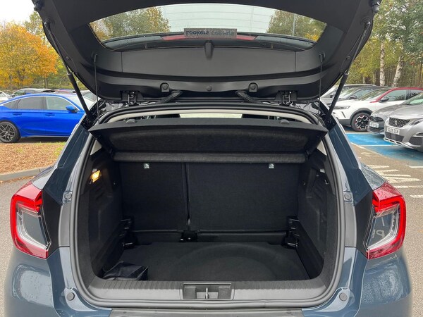 Used Renault Captur 2023 for sale - 76268341: Photo 17