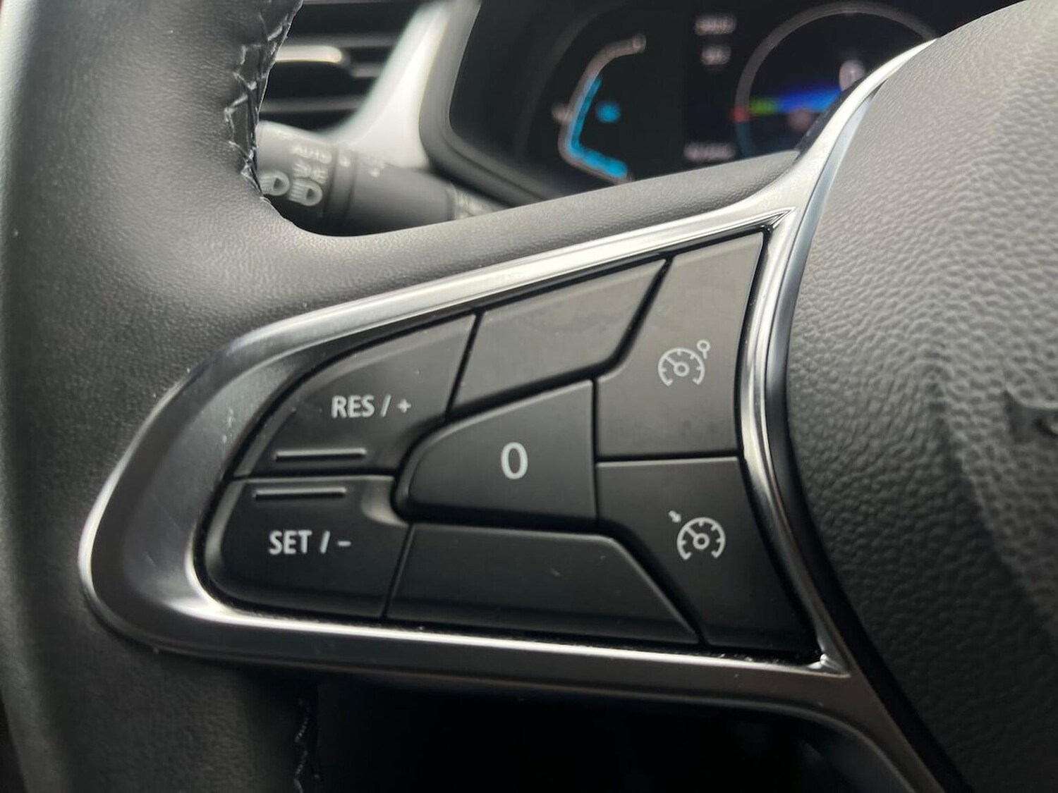 Used Renault Captur 2023 for sale - 76268341: Photo 27