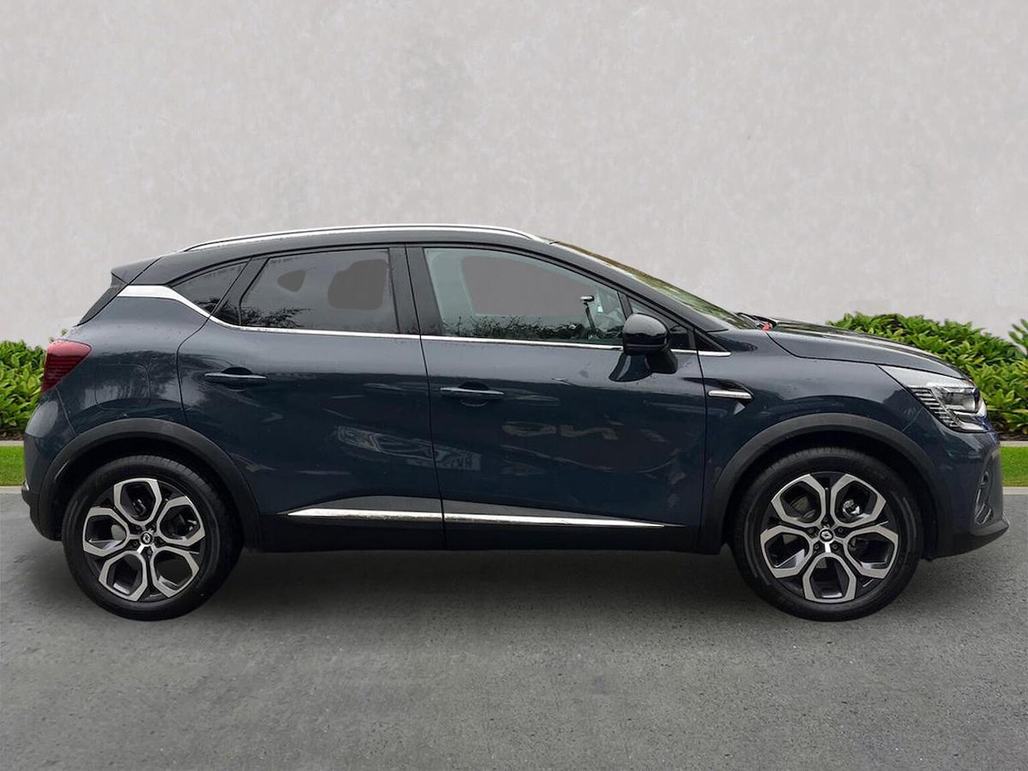 Used Renault Captur 2023 for sale - 76268341: Photo 3