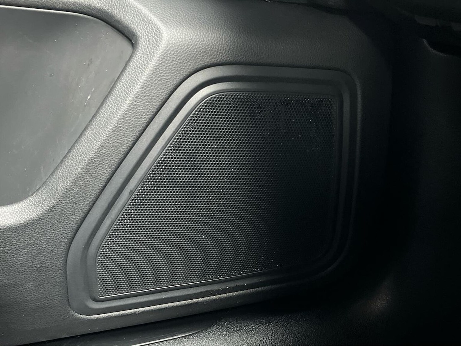 Used Porsche Macan 2021 for sale - 76832016: Photo 31