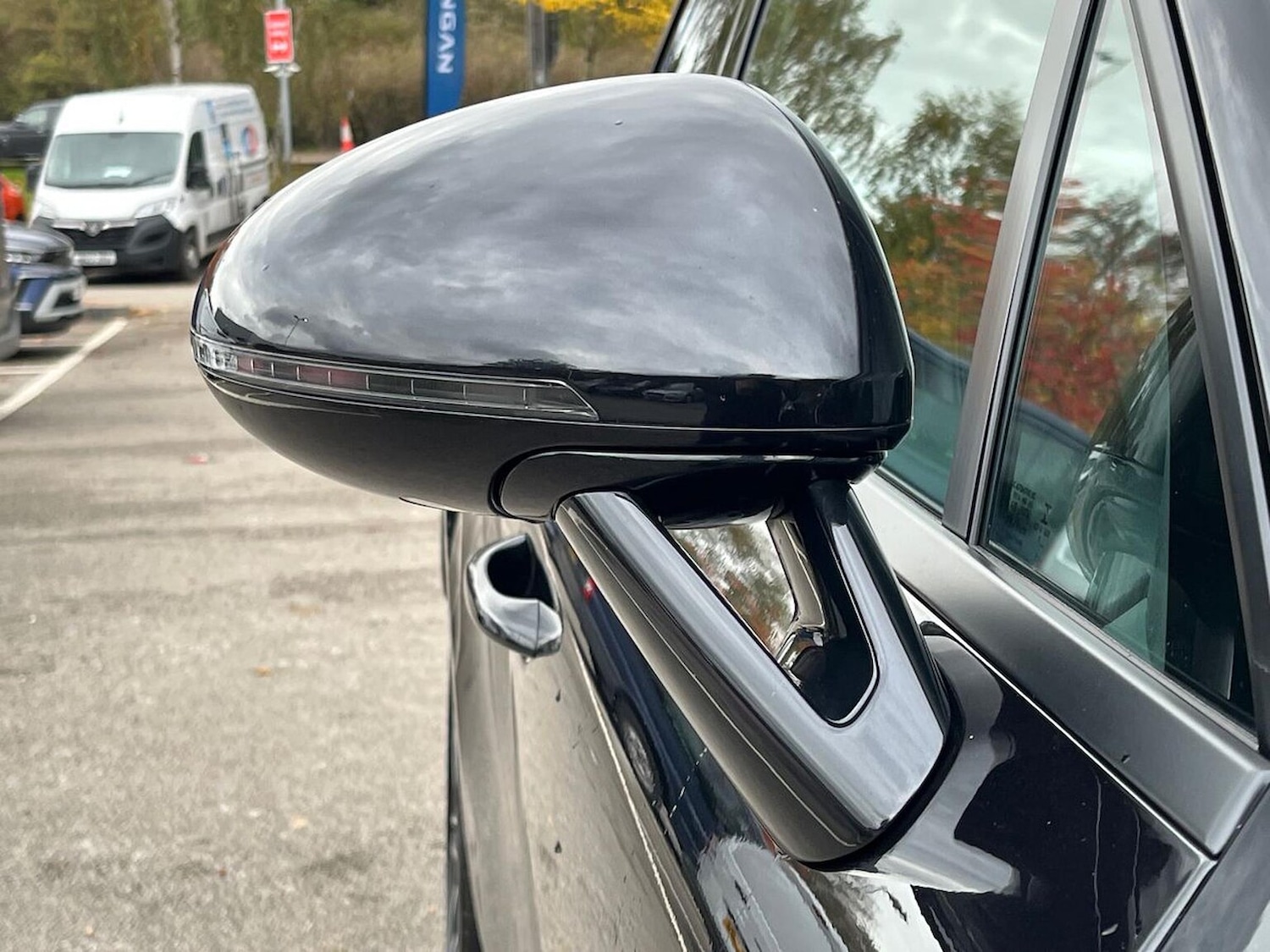 Used Porsche Macan 2021 for sale - 76832016: Photo 38