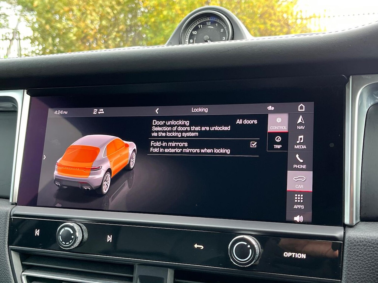 Used Porsche Macan 2021 for sale - 76832016: Photo 45