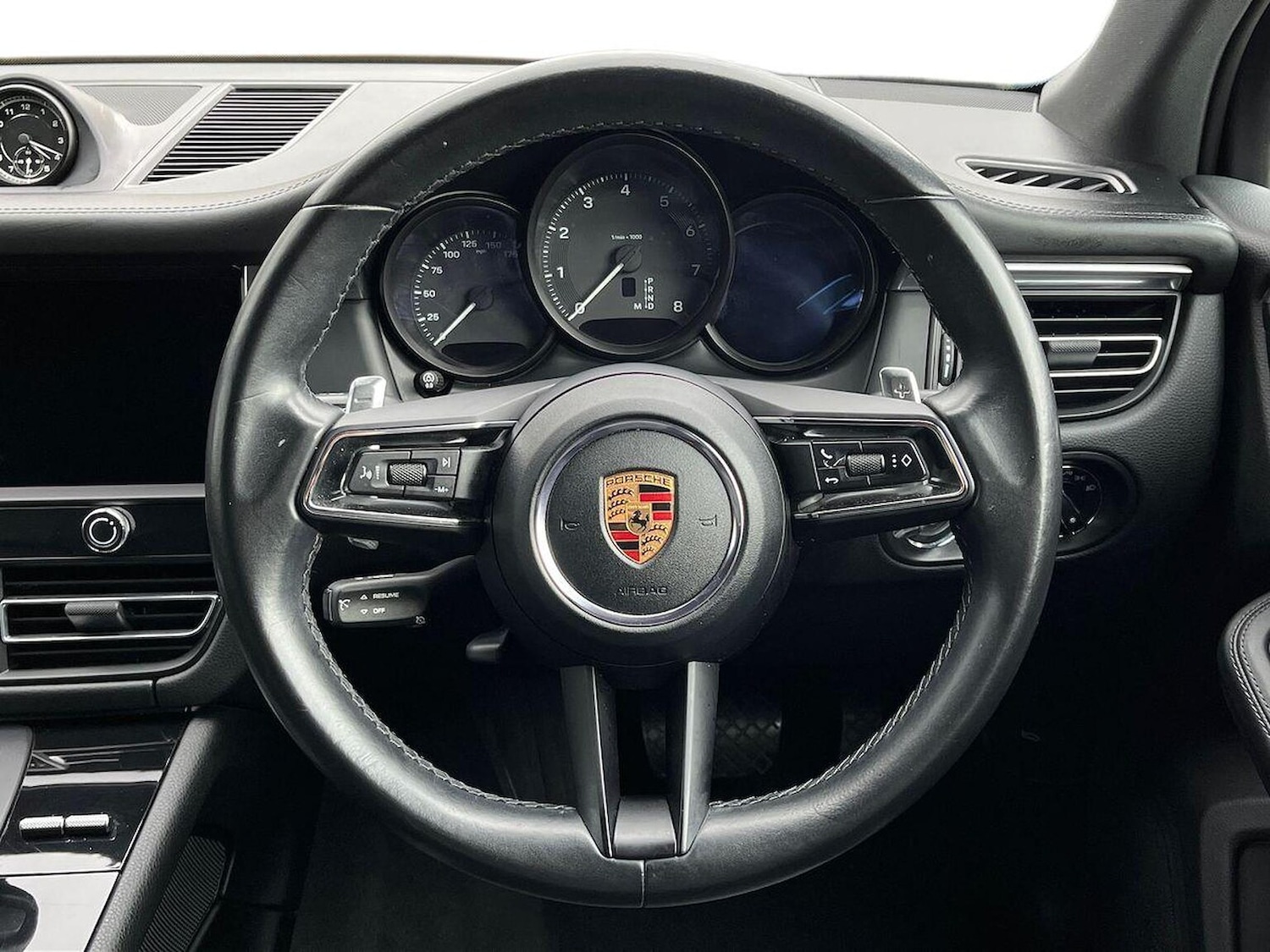 Used Porsche Macan 2021 for sale - 76832016: Photo 9