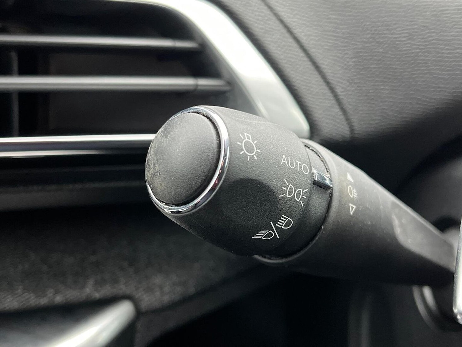 Used Peugeot 5008 2022 for sale - 77715402: Photo 28