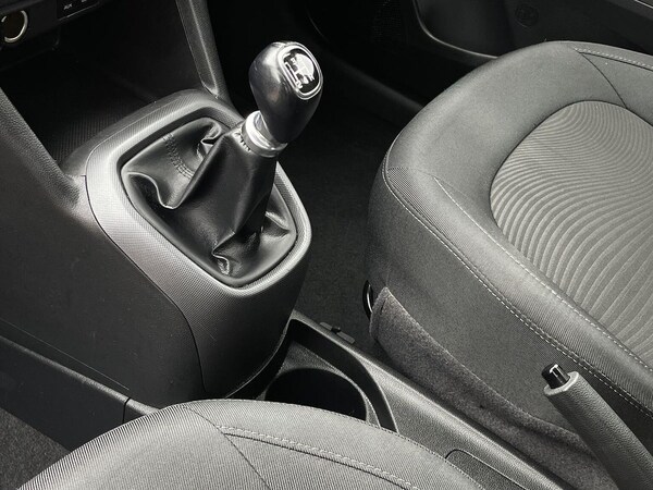 Used Hyundai i10 2019 for sale - 76211971: Photo 13